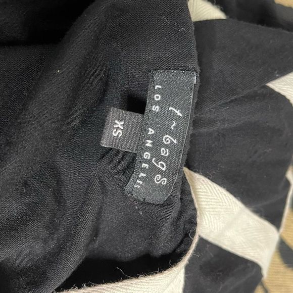 T-Bags Mini Dress with buttons - Picture 2 of 6